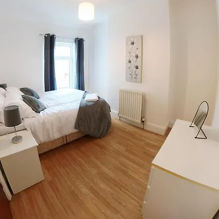 1 - Double In Shared House Homestay *